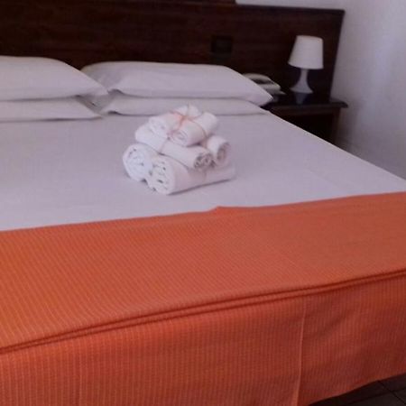 Hotel Bizantino Massafra Bagian luar foto