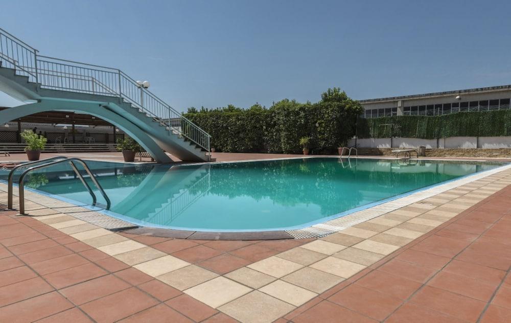 Hotel Bizantino Massafra Bagian luar foto