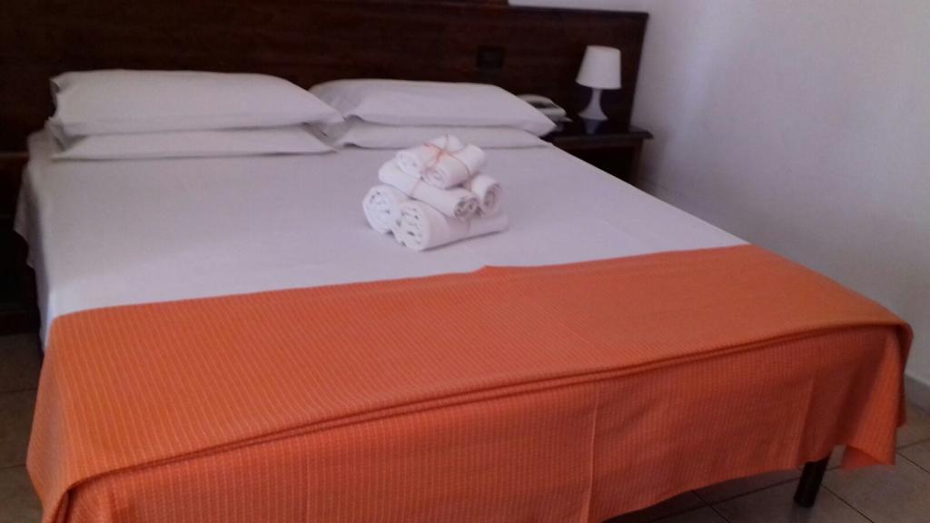 Hotel Bizantino Massafra Bagian luar foto
